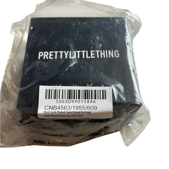 PrettyLittleThing Real Gold Plated Twist Hoop Earrings One Size NWT - Picture 2 of 4